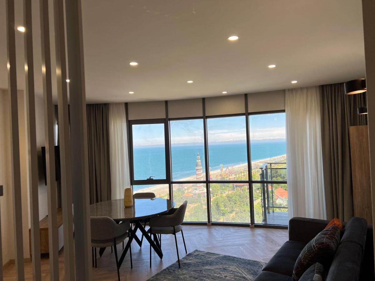 Holiday Premium Apartments Batumi Ngoại thất bức ảnh
