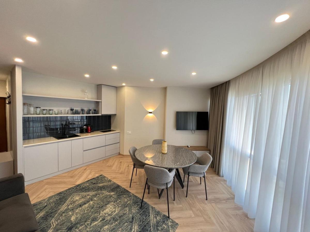Holiday Premium Apartments Batumi Ngoại thất bức ảnh