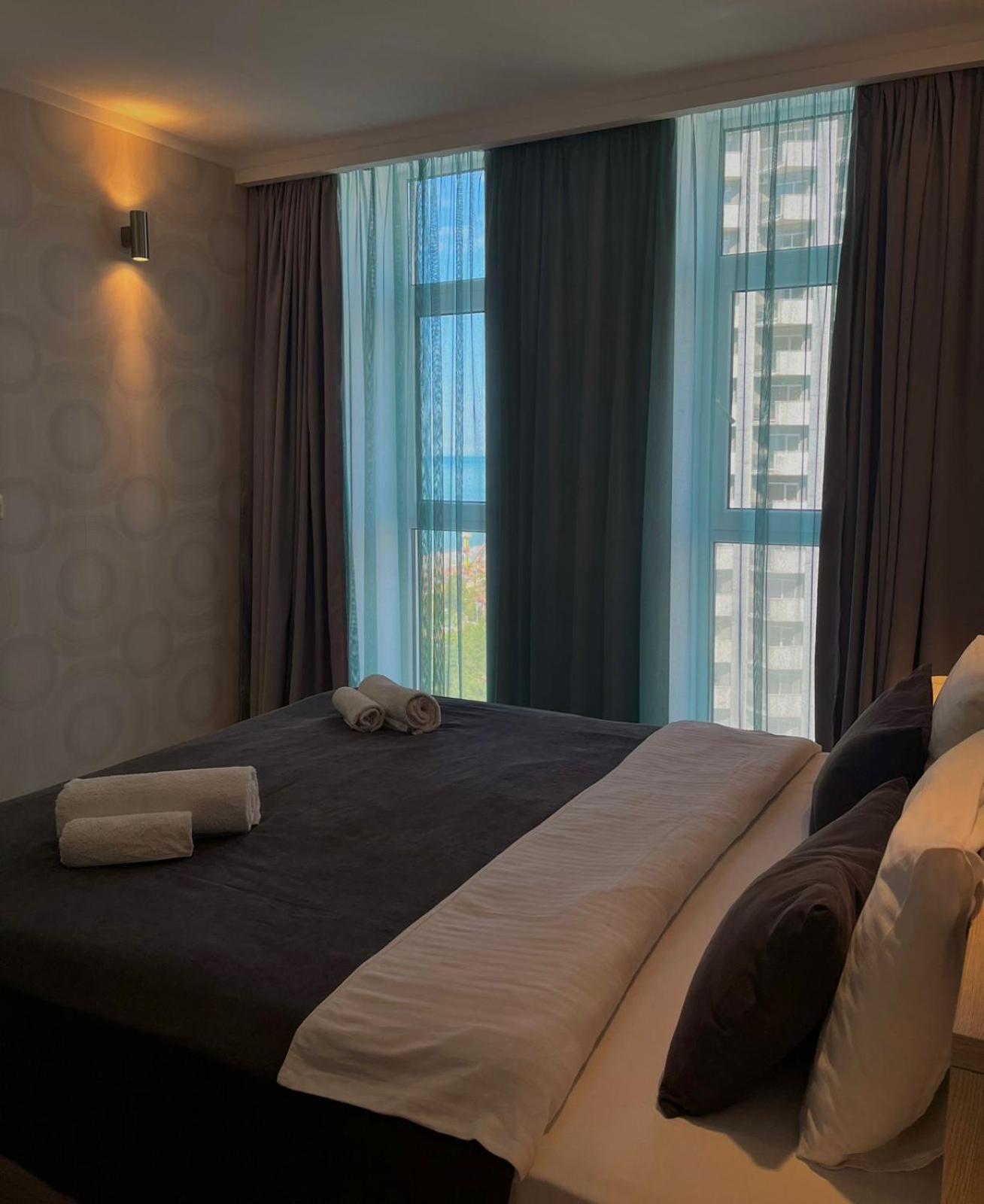Holiday Premium Apartments Batumi Ngoại thất bức ảnh