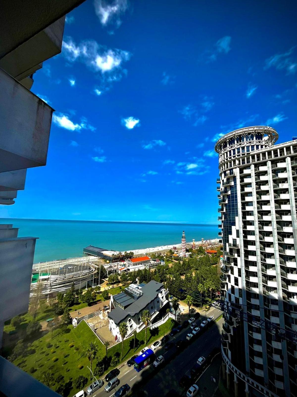 Holiday Premium Apartments Batumi Ngoại thất bức ảnh