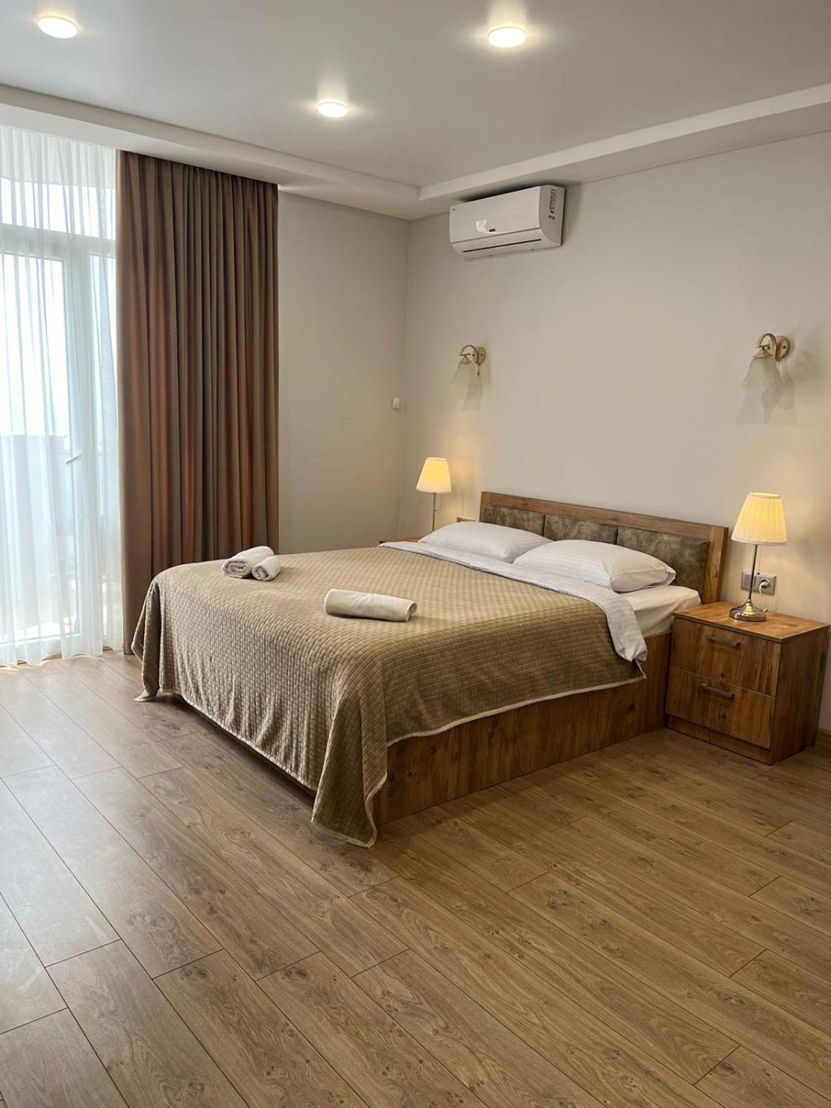 Holiday Premium Apartments Batumi Ngoại thất bức ảnh