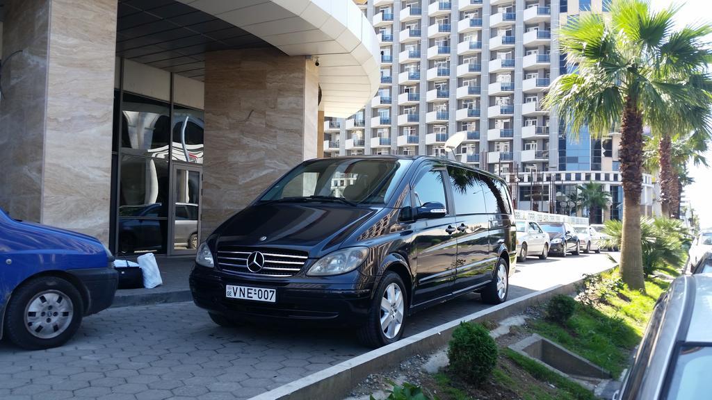 Holiday Premium Apartments Batumi Ngoại thất bức ảnh